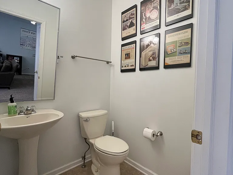 9460 Tanhurst Dr — Photo 13