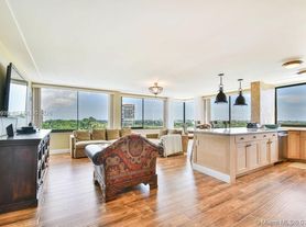 1500 Presidential Way, West Palm Beach, FL