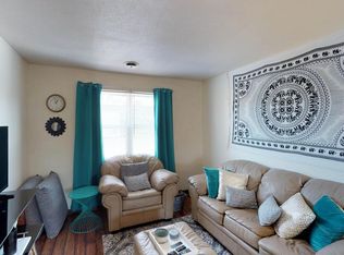 913 Vattier St APT 4, Manhattan, KS 66502