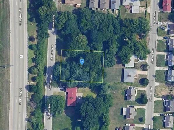 5221 Chestnut Ave, Kansas City, MO 64130