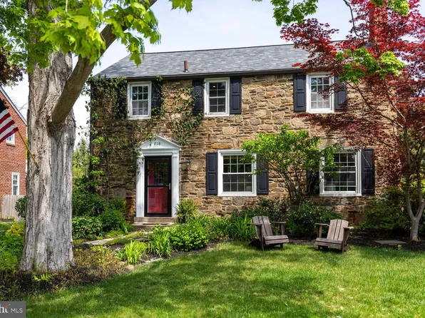 818 Downs Rd, Erdenheim, PA 19038