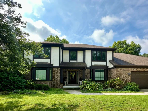 8207 W 30th St, Riverside, IL 60546