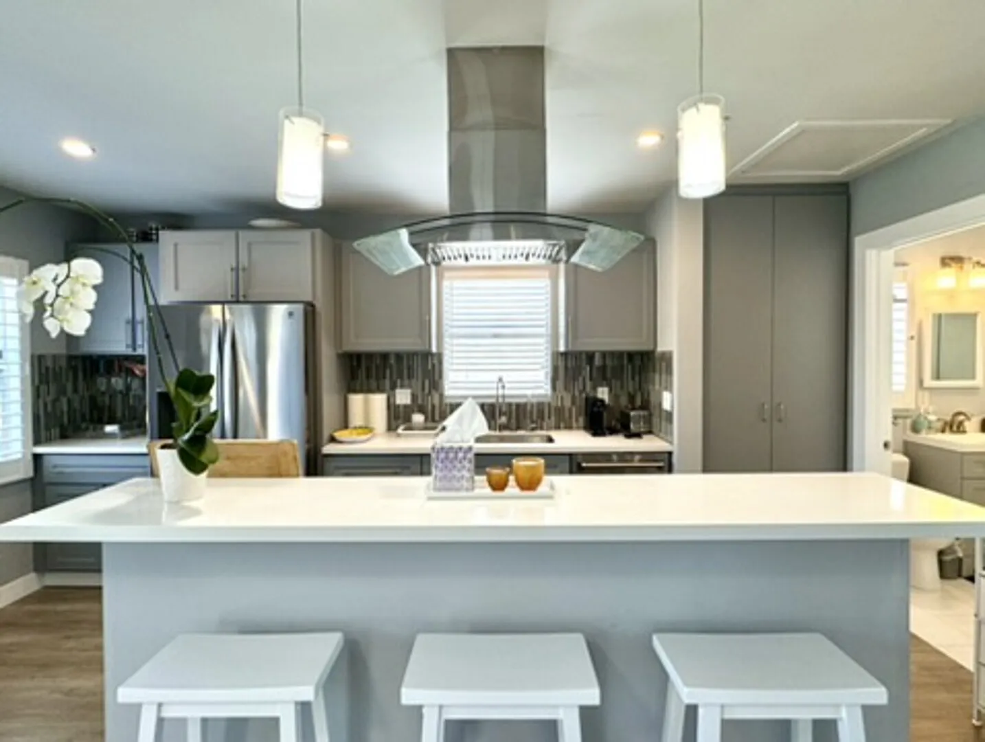 Dwell Art Gallery Home ~ Santa Monica Refuge — Photo 4