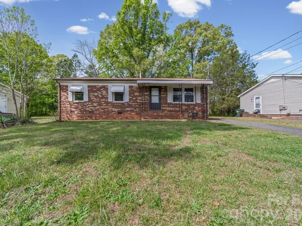 661 Kilborne Dr, Gastonia, NC 28052