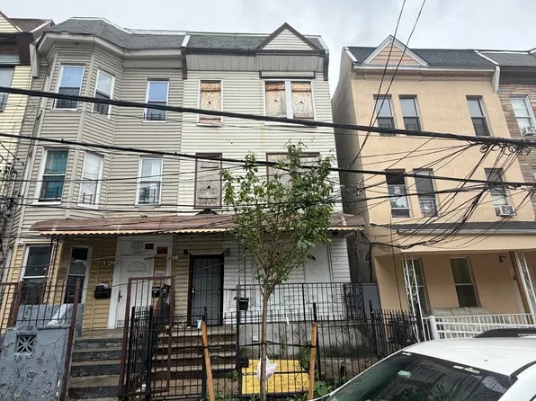1322 Clay Ave, Bronx, NY 10456