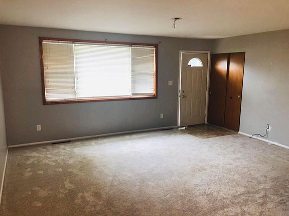 4th image of 2656 Kenny Ln