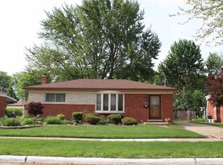 13436 Lowe Dr, Warren, MI 48088