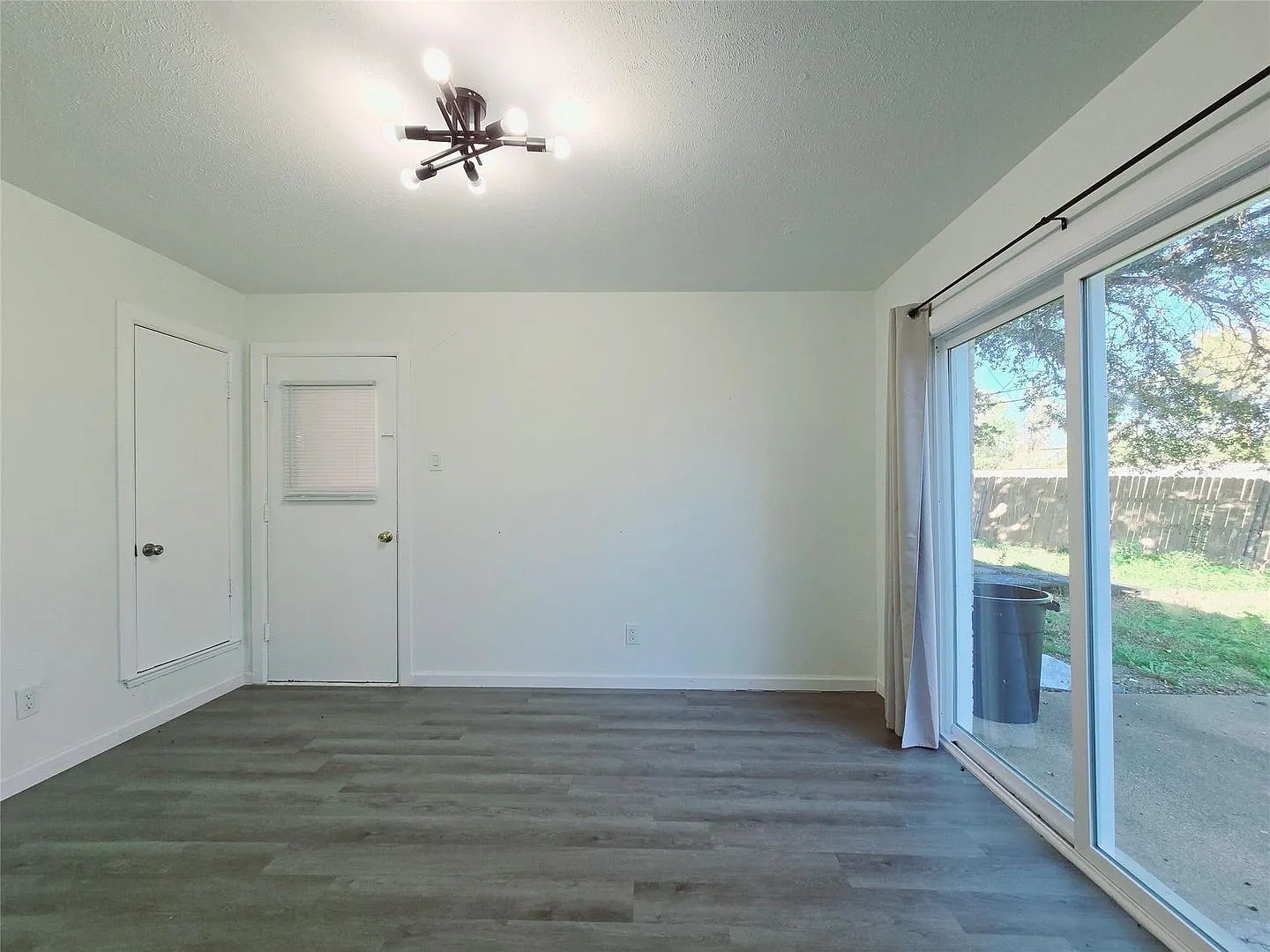 Coming Soon Charming 3-Bedroom, 1.5-Bath Home In Richardson! — Photo 4