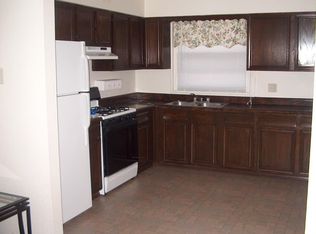 105 Locust St APT 26, Waverly, IA 50677