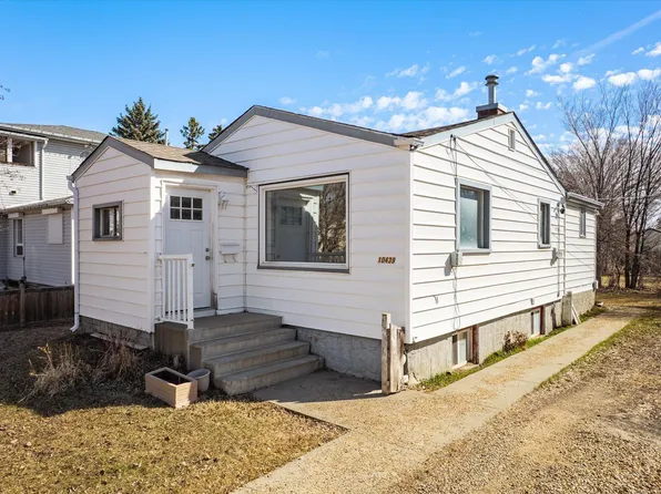 10439 159th St NW, Edmonton, AB T5P 3A8
