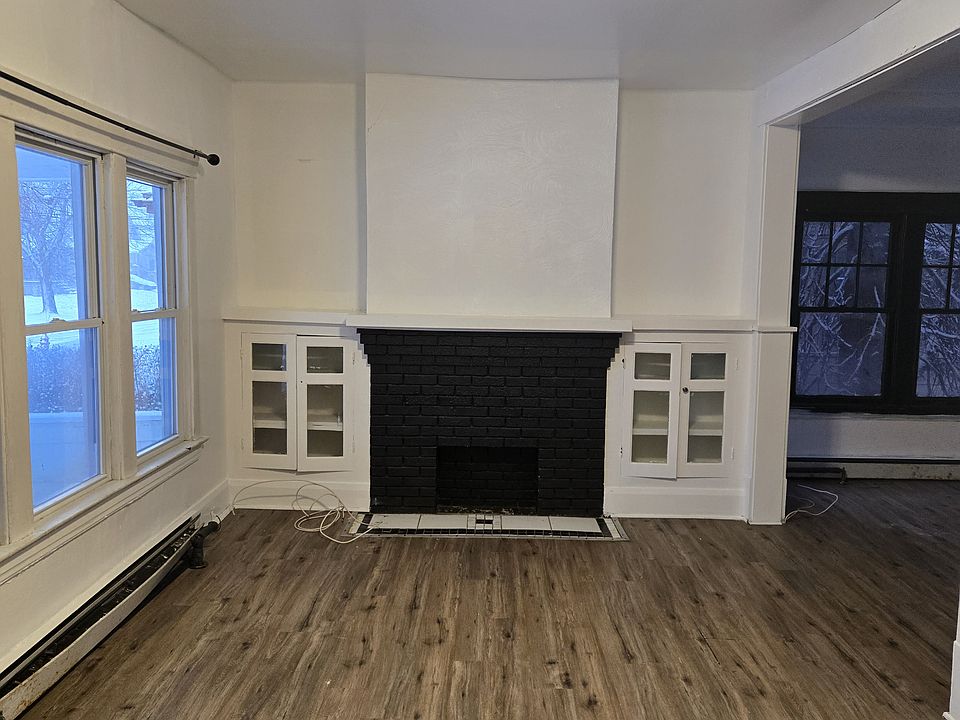 1st image of 325 Dartmouth Ave