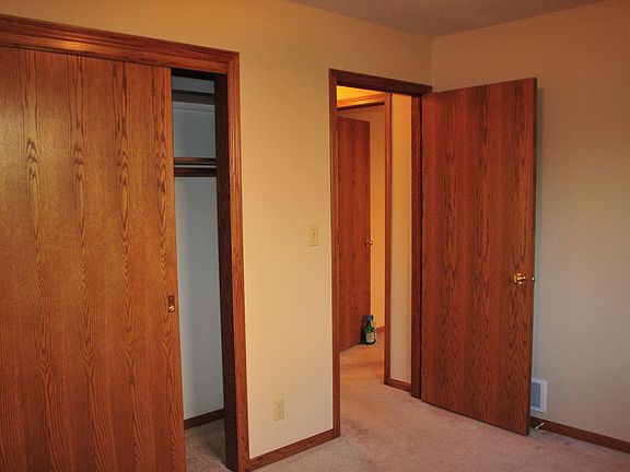 4th image of 2550 N 69th Cir