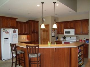 1307 Peterson St, Alta, IA 51002