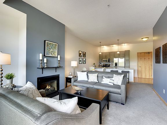5th image of 4525 Park Commons Dr Unit 322