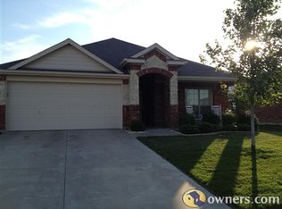 109 Roundup Rd, Waxahachie, TX 75165