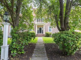 56 Holt Rd, Andover, MA 01810