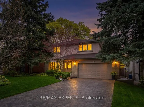 239 Mill Rd, Toronto, ON M9C 1Y3