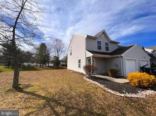 12 Highmeadows Dr, Sicklerville, NJ 08081