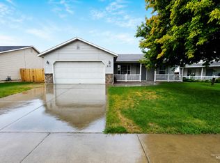 2111 N Sparrow Hawk Ave, Kuna, ID 83634