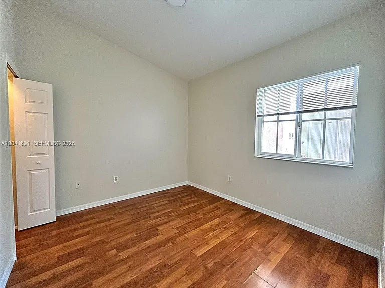 1270 SE 28th Ct #202 — Photo 9