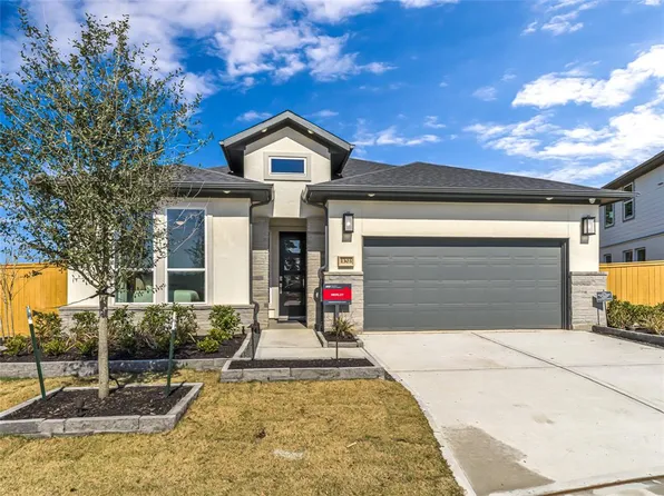 1303 N Yellow Rose Court, Tomball, TX 77375
