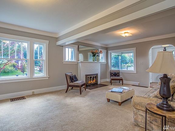 3rd image of 3855 Fawcett Ave