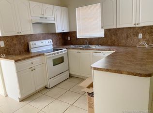 2630 NE 204th Ter, Miami, FL 33180