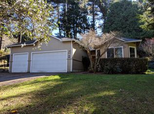 2165 Chad Ln, Eureka, CA 95503