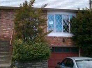 1449 Maple Dr, Pittsburgh, PA 15227