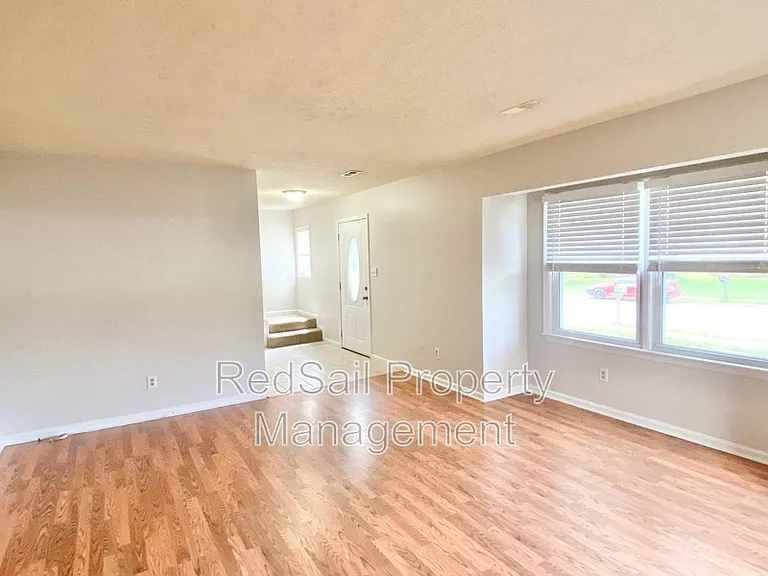 443 Sonora Dr — Photo 6