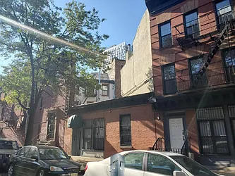 Rented by Skyline Group Real Estate