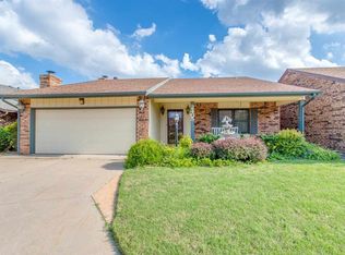 2405 Woodmoor Rd, Enid, OK 73703