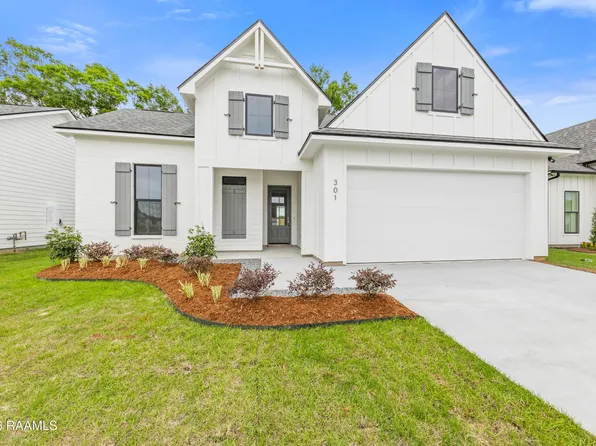 301 Grand Oak Dr, Broussard, LA 70518
