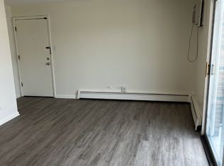 416 Cornell Ave APT 1A, Calumet City, IL 60409