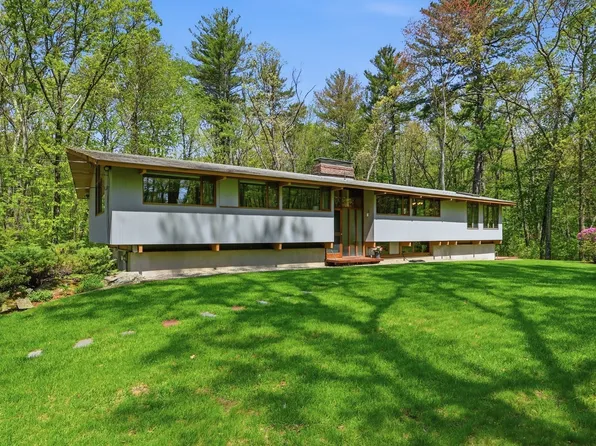 50 Carlisle Pines Dr, Carlisle, MA 01741