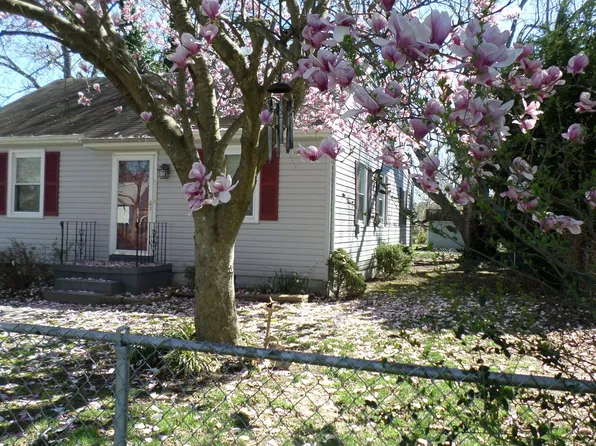 312 Locust Ave, Colonial Beach, VA 22443