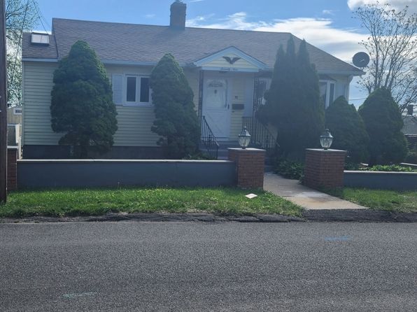 79 Addison St, Waterbury, CT 06708