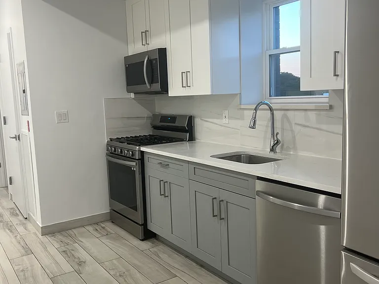32-14 58th St #3 — Photo 3