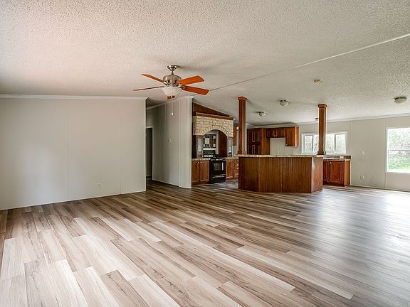 5th image of 428 Brazos Mountain Dr