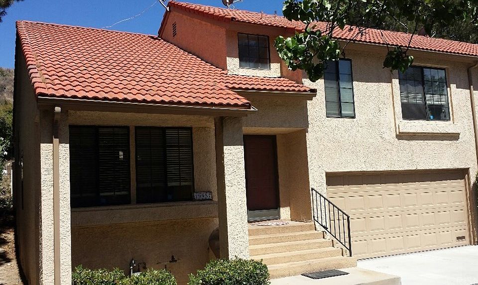 1st image of 19957 Avenue Of The Oaks