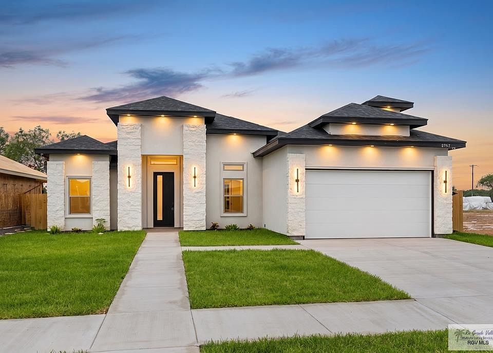 1st image of 3767 Avenida Residencial