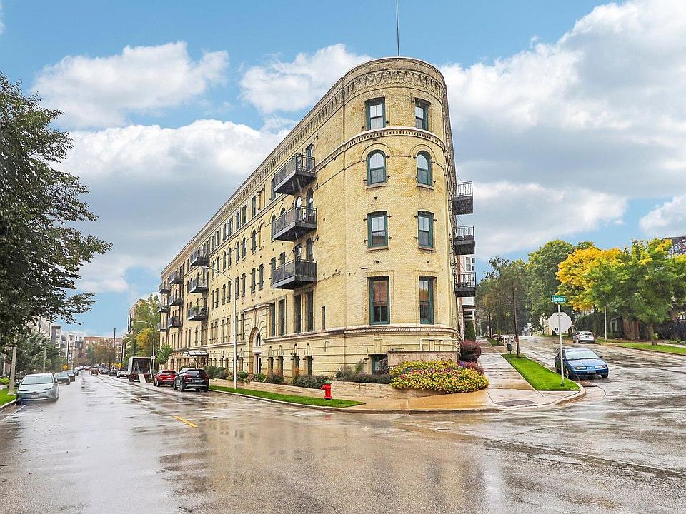 1st image of 1818 N Water STREET #306