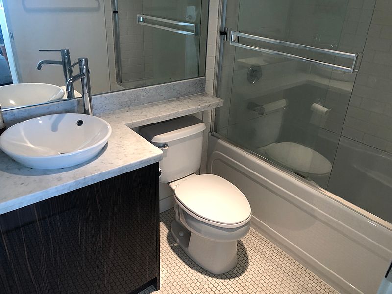 Vancouver Apartment for rent - 2 Bedrooms — photo 10