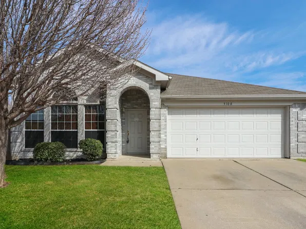 5108 Valley Village Dr, Fort Worth, TX 76123