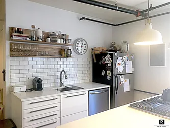 Rented by R New York