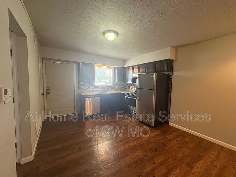 930 S Campbell P29 Plz #29 — Photo 2