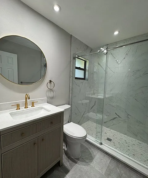 3905 Almeria Ave — Photo 10