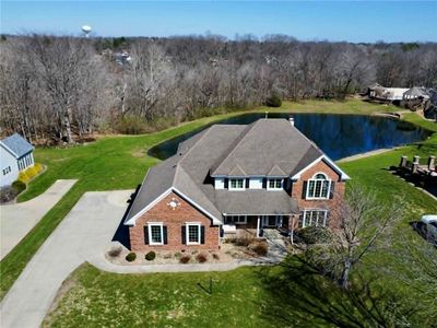 715 W Coolidge Ave, Charleston, IL, 61920