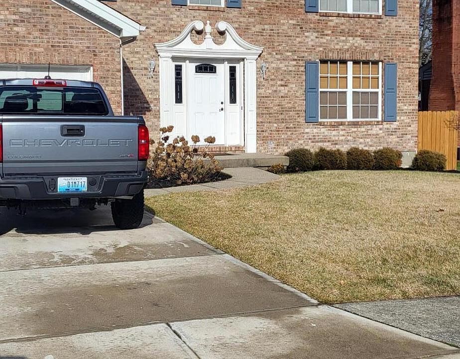 1st image of 2068 W Horizon Dr