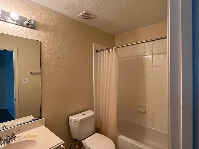 15202 Lynford Crest Dr — Photo 20